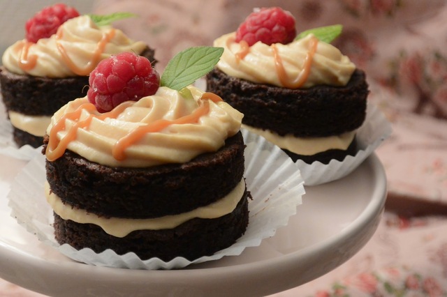 Chocolate Mini Cakes - Suklaa minikakut