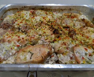 Lombo Assado com Chutney de Abacaxi e Salada fria de Macarrão