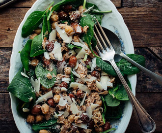 Salade met borlottibonen, spinazie en tonijn