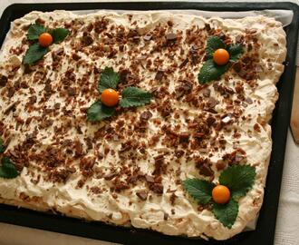 Hovets tårta (maräng, choklad och daim)