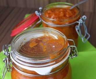 Domácí meruňková marmeláda bez přidaného cukru