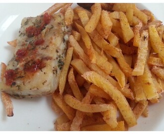 Koolhydraatarme maaltijd: koolraap frietjes met gekruide koolvis