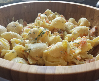 RECEPT | Romige pastasalade met zalm
