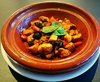 Tajine van kipfilet, Marokkaanse groenten en kruiden