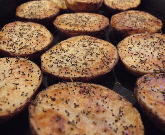 Poppy seed and herb potatoes
