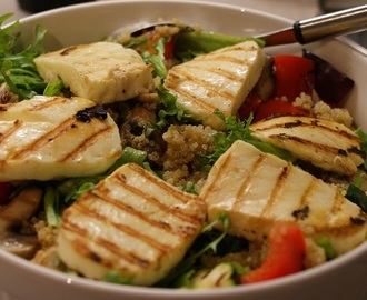 Ruokaisat salaatit: Halloumsalaatti grillatuista kasviksista ja quinoasta