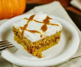 Outrageously Good Caramel Pumpkin Snack Cake {& Concord Foods Caramel Apple Wrap}