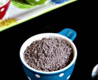 Kezhvaragu Puttu / Ragi flour puttu - Made in rice cooker - Blogging Marathon # 27