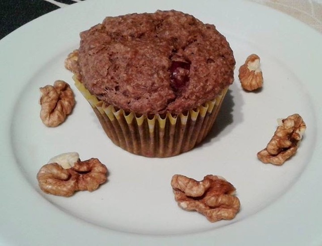 Diós-meggyes diétás muffin