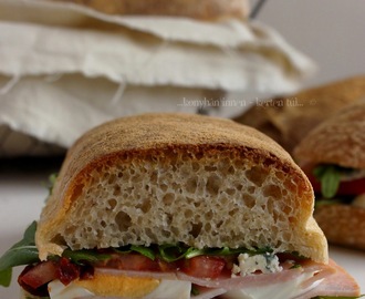 Aszalt paradicsomos ciabatta szendvics