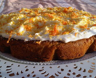 The original carrot cake.. With Coconut and Withe Rum Cream Cheese Frosting
