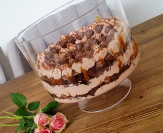 Recipe: Rolo Brownie Trifle With a Salted Caramel Sauce