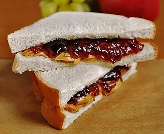How to Make a PB & J Sandwich ~ A Lesson in Writing from #IFBC