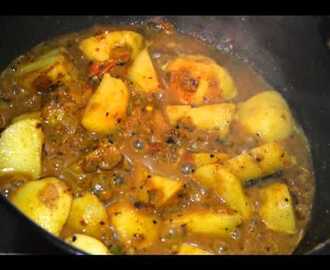 Potato curry in Almond & Poppy seed Gravy