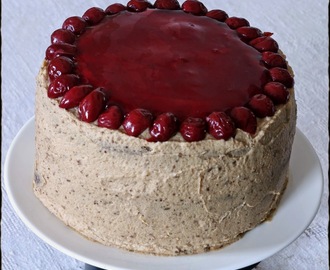 Meggyzselés gesztenyetorta / Cherry-chestnut cake