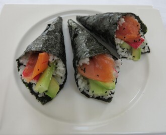 Temaki sushi: in de hand gerolde sushi puntzak
