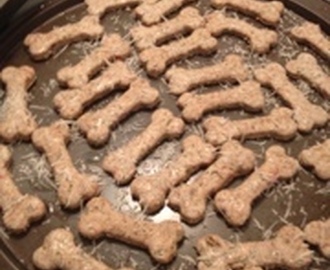 Tomato and Parmesan Dog Biscuits