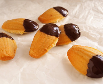 Mandariini-Madeleine-leivokset