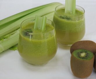Video recept Groene smoothie kiwi bleekselderij
