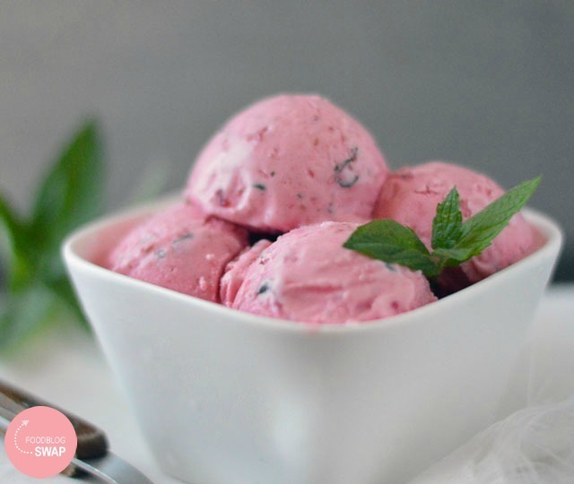 Yoghurtijs Framboos met Munt (Frozen Yoghurt)
