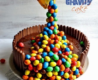 Gravity cake ou gâteau suspendu chocolat noix de coco
