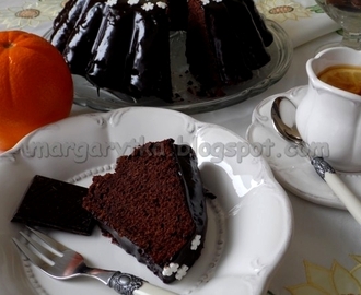 Babka czekoladowo – pomarańczowa z polewą czekoladową
