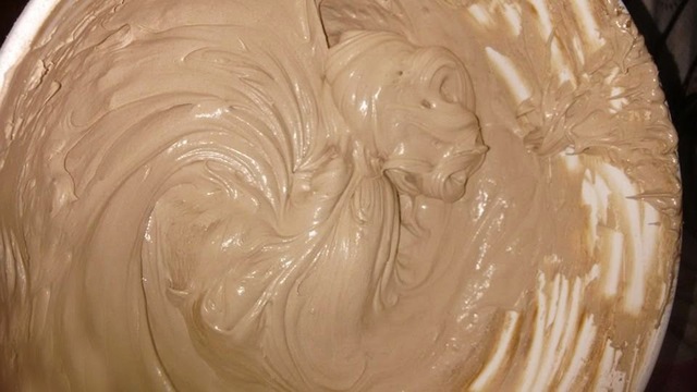Creme Leite Ninho com Chocolate em Pó (recheio e cobertura)