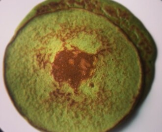 Gluten- and Dairy-free Wheatgrass Protein Pancakes