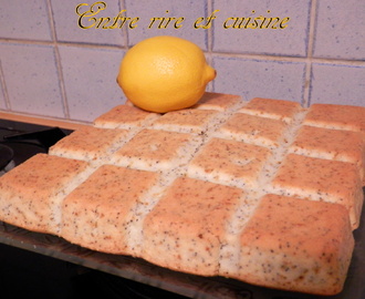 Gâteau à l'Eau {sans oeuf} au Citron et graines de Pavot