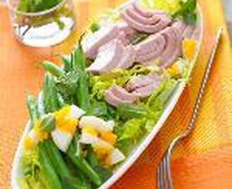 Salade met tonijn sperziebonen en munt