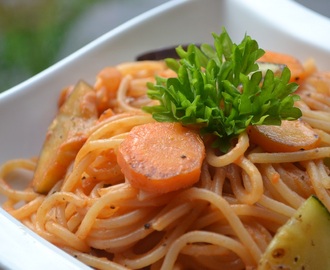 Veckans vegetariska: Vegetarisk pasta med gräddig tomatsås