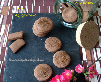 biscotti con farina di castagna e cacao al limone