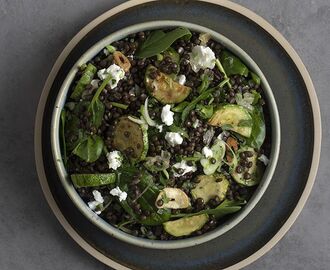 Black lentil salad Recipe | Akis Petretzikis