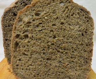 Pão de Centeio e 4 Sementes na Máquina de Fazer Pão