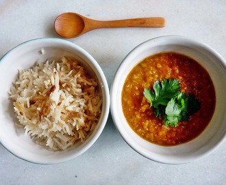 Indiai vöröslencse és rizs