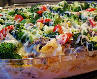 Pasta ovenschotel met gehakt en broccoli