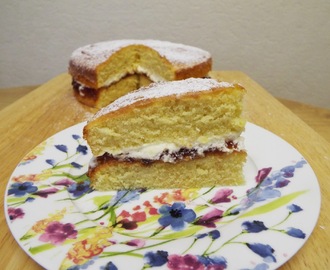 Bake of the Week - Elderflower Cake