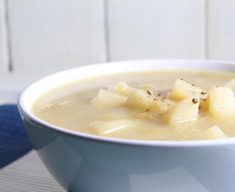 Cheesy Leek & Potato Soup | Vegan