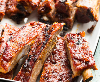 Classic Barbecue Pork Ribs with Smoky Bacon Barbecue Sauce