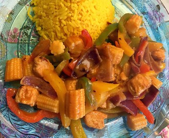 Gele rijst met Thaise curry