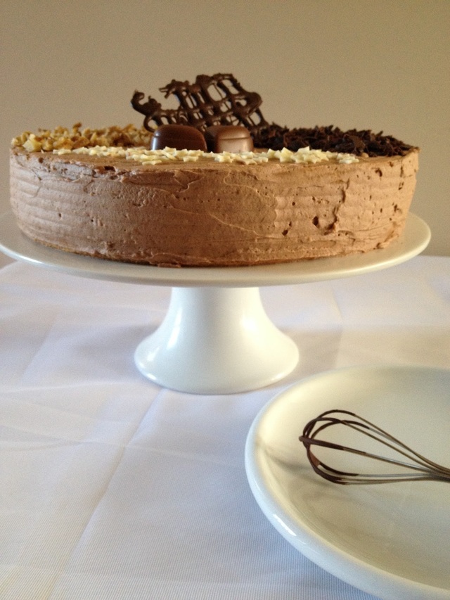 Tort czekoladowo - śmietankowy