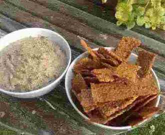 Make your own flaxseed crackers