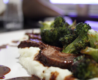 Red Wine Braised London Broil with Blue Cheese Mashed Potatoes and Broccoli