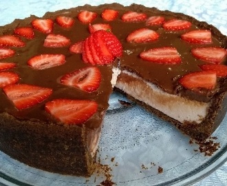 Torta de Morango com Chocolate (Sensação)
