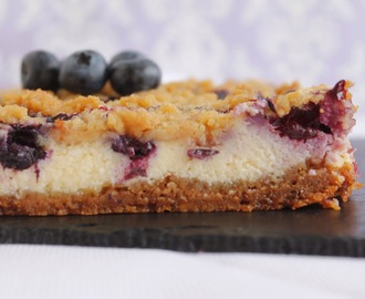 Blueberry cheesecake bars o barritas de tarta de queso con arándanos