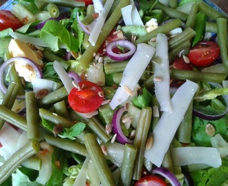 Zomerse salade met sperziebonen