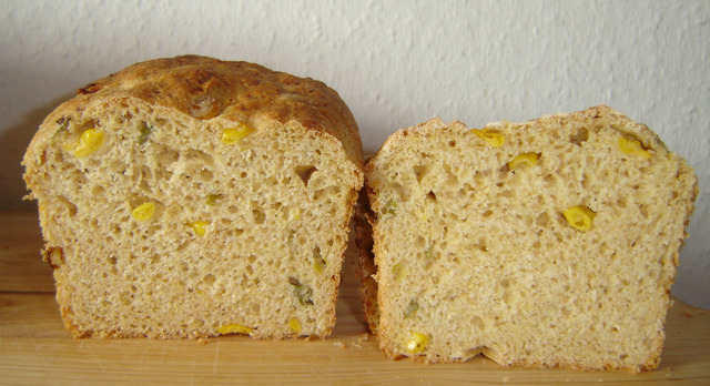Selber Brot backen - Maisbrot mit Käse (2.Versuch)