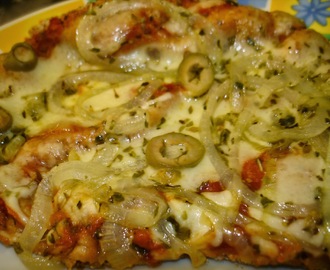 Pizza de Pão Sírio Integral: rápido e gostoso, todo mundo pode ajudar!