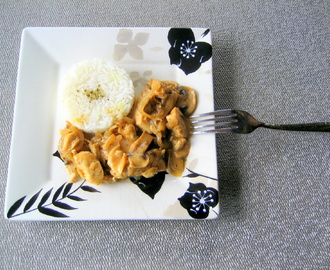 Creamy Chicken with Mushrooms and Onions
