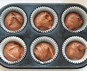 Cadbury Creme Egg Cupcake Recipe